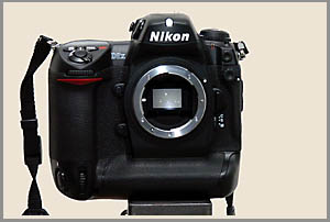 Nikon D2X